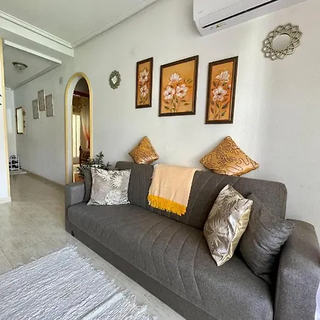 Lejlighed En Urbanizacion Con Piscina Y Jardin En 5 Minutos De La Playa