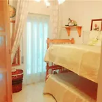 En Urbanizacion Con Piscina Y Jardin En 5 Minutos De La Playa דירה טורבייחה