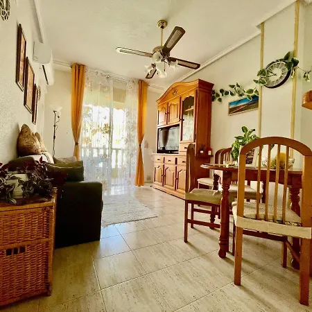 Apartment En Urbanizacion Con Piscina Y Jardin En 5 Minutos De La Playa *