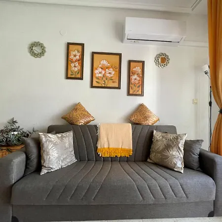 En Urbanizacion Con Piscina Y Jardin En 5 Minutos De La Playa Daire